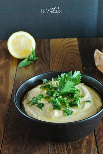Gotowy hummus 2