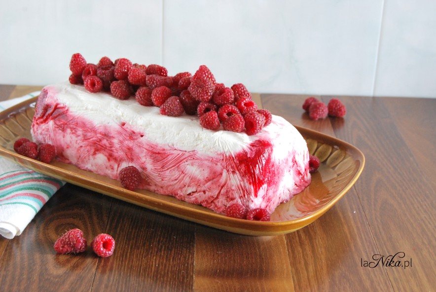 Semifreddo malinowe
