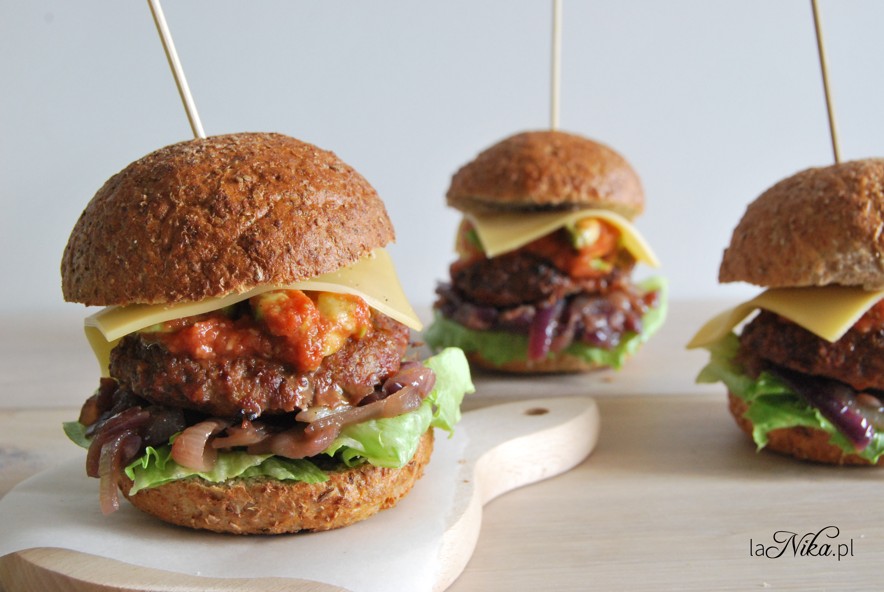 Domowe burgery