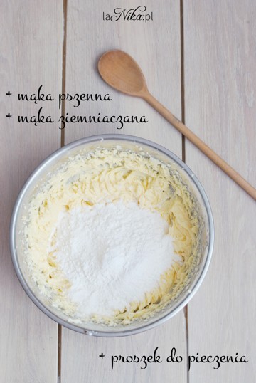 Przygotowanie babki wielkanocnej 3