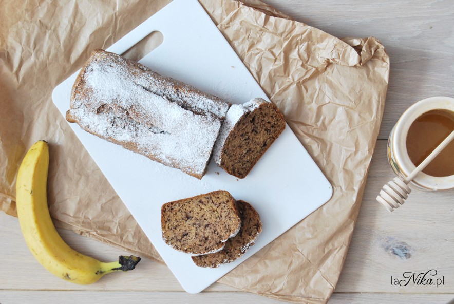 Chlebek bananowy