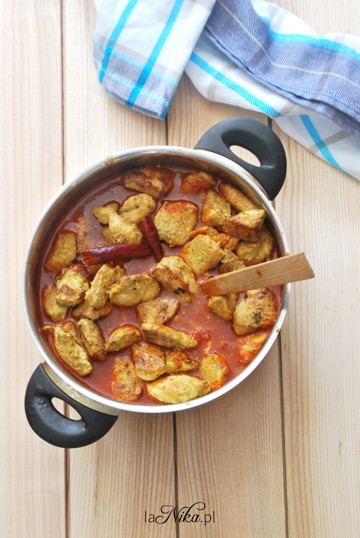 Przygotowanie kurczaka tikka masala 2