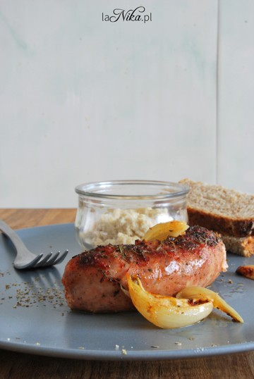 Pieczona biała kiełbasa 2
